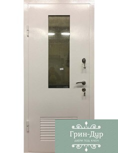 Дверь в котельную с окном и решеткой DKT-017